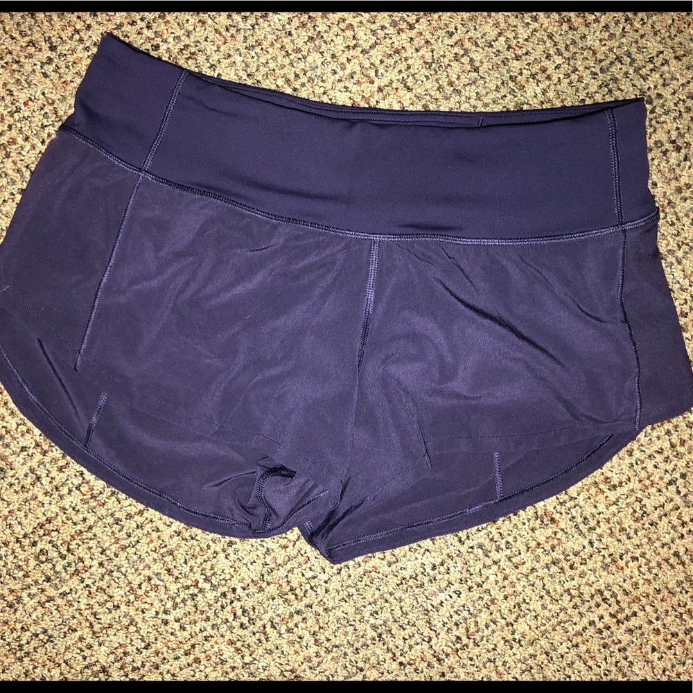 Never worn lululemon shorts